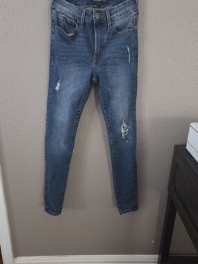 Aeropostale Women's Dark Blue Distressed Skinny Jeans